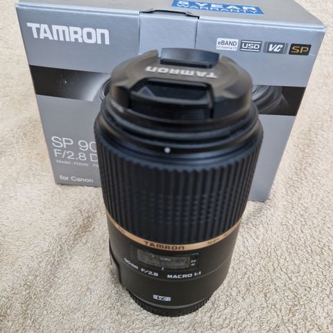 TAMRON SP Di AF 90 mm MACRO lens for Canon