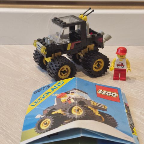 Lego 6675 Road & Trail 4x4 fra Lego Classic Town serien