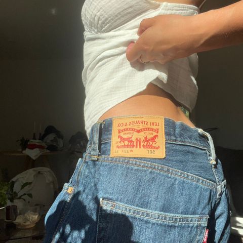 Levis 501 jeans, W33 L34