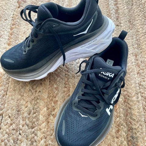 Hoka Bondi 8 strl. 38