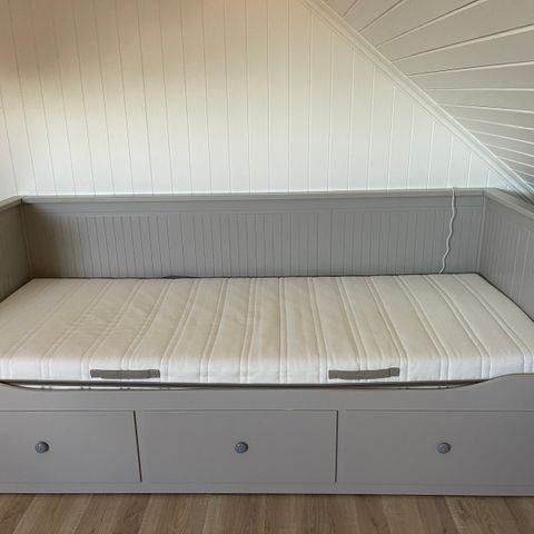 IKEA Hemnes seng