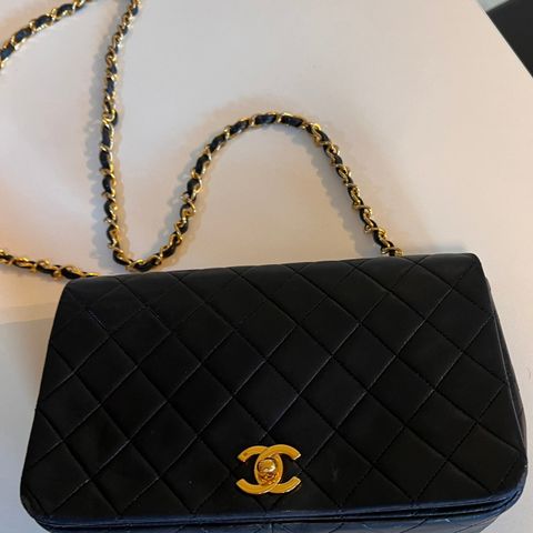 CHANEL CLASSIC SINGLE FULL FLAP SMALL GHW