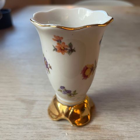 Søt liten vase