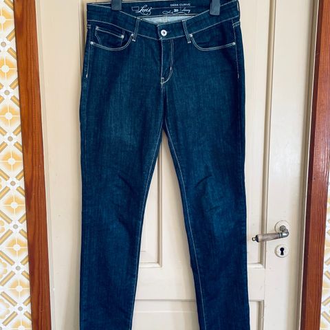 Levis Ola buske, M demi curve skinny 30