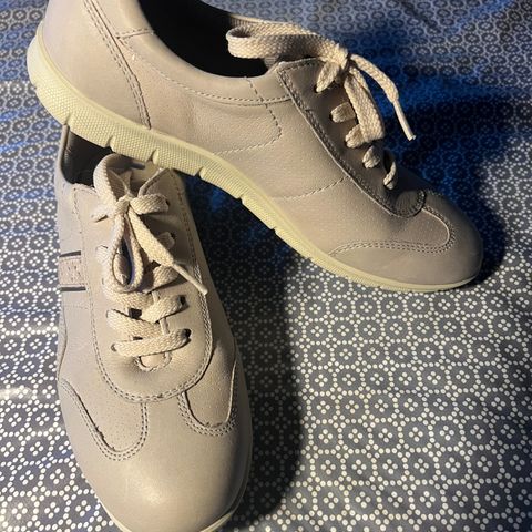 Ecco sko- beige størrelse 39