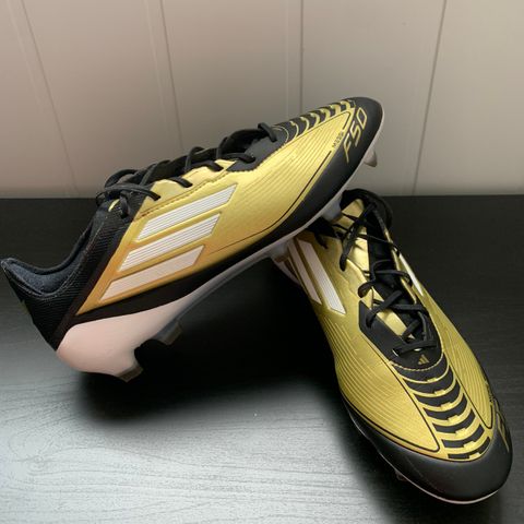 f50 fotballsko Messi