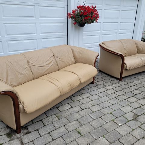 Ekornes sofa selges