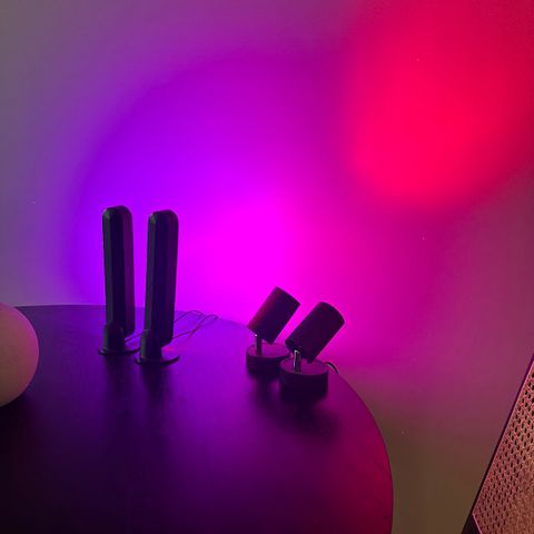 Philips Hue Double Lysstang, spotlight GU10 pærer og Philips bridge