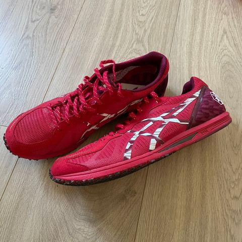 Asics Sortiemagic RP 4 Tenka