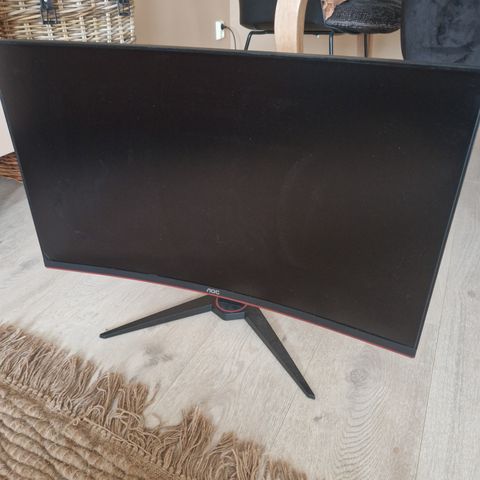 AOC C32G1 32" buet gamingskjerm (sort)