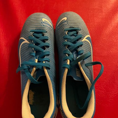 Fotballsko, Nike str 40,5