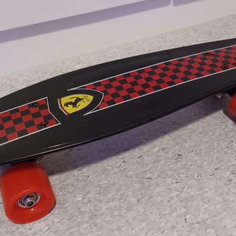 Ferrari skateboard