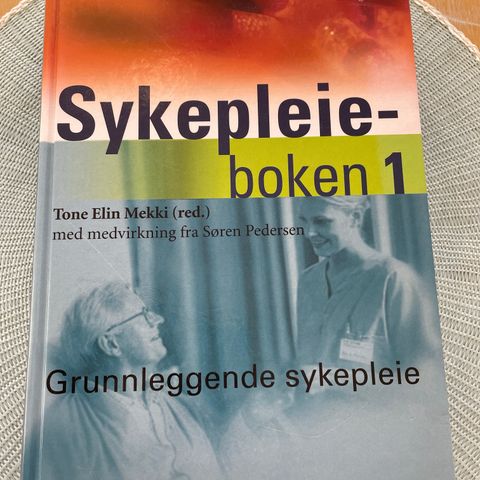 Sykepleieboken 1 fra  2007