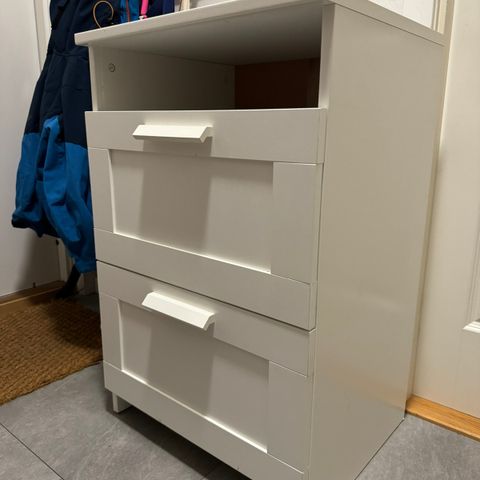 IKEA kommode Brimnes gis bort