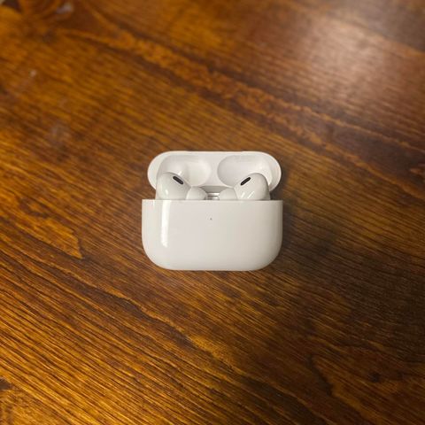 Airpods pro nærmest ubrukt