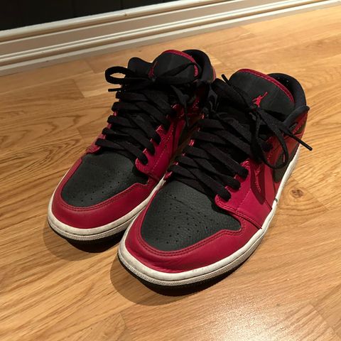 Nike Air Jordan Low