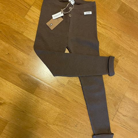 Ubrukt ribbestrikket bukse/tights (110) brun, Newbie