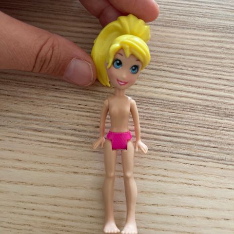 Polly pocket dukke