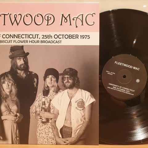 28323 Fleetwood Mac - Live At University Of Connecticut, 25th October 1975