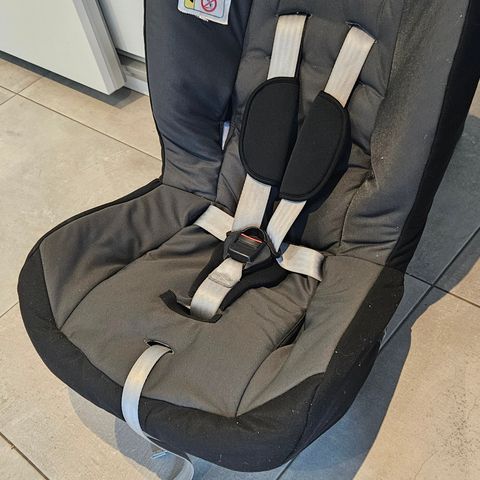 Britax two-way bilstol