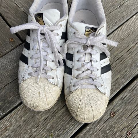 Adidas sko str 41