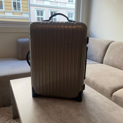 Rimowa carry on