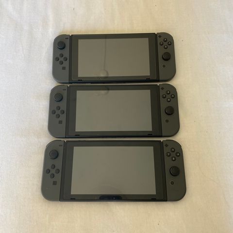 3x Nintendo Switch (Nyeste versjon!)