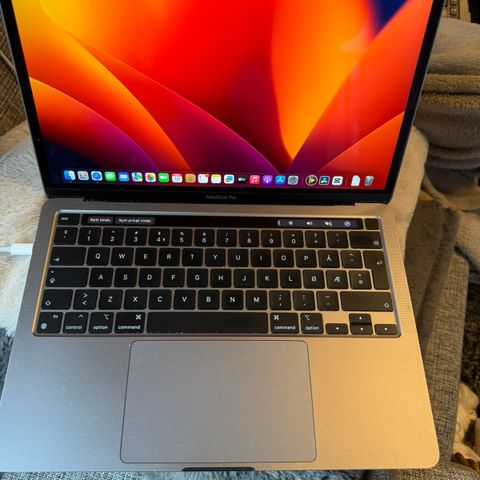 Pent brukt MacBook Pro 13 " M1  256GB (2020) Space Grey