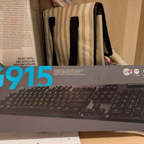 Logitech g915 Lightspeed Clicky