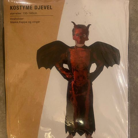 NYTT! Djevel kostyme👹str: 130-140cm