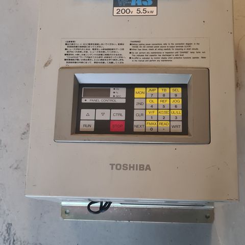 Toshiba VF-A3. 230v 5.5kw frekvensomformer