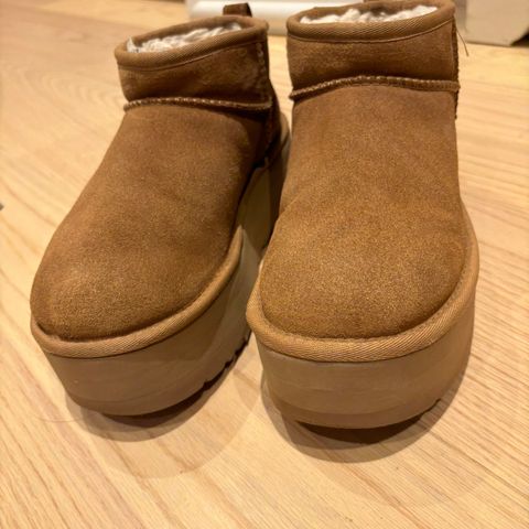 Ugg Ultra Mini Platform