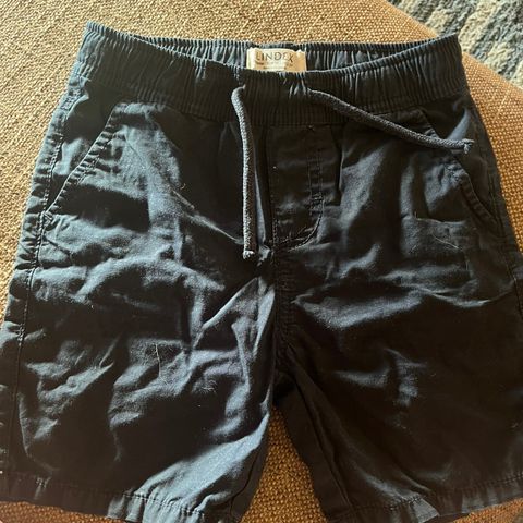 Shorts strl 98