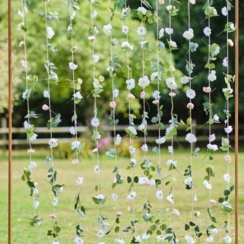 Kobberramme med kunstige blomster