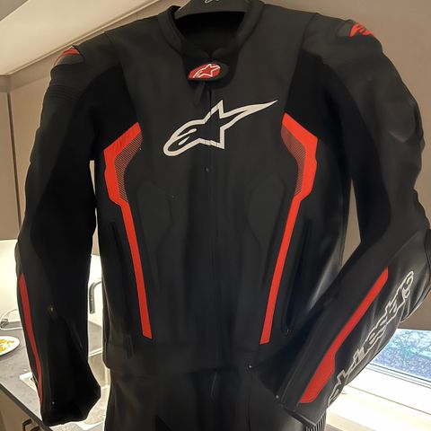 Alpinestars skinndress som ny