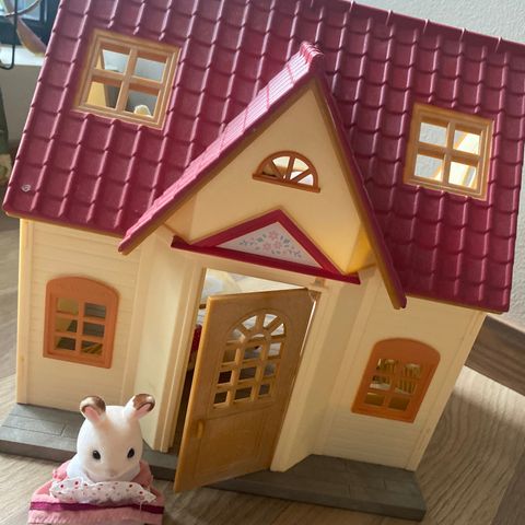 Sylvanian Families Startsett Med Klassiske Møbler