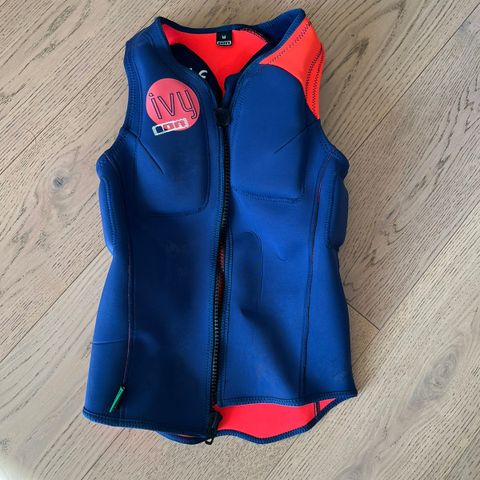 Vest til kiting/windsurfing/wakeboarding