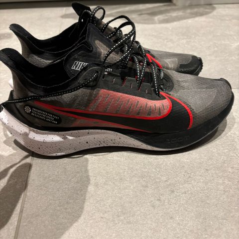 Nike zoom gravity 44,5