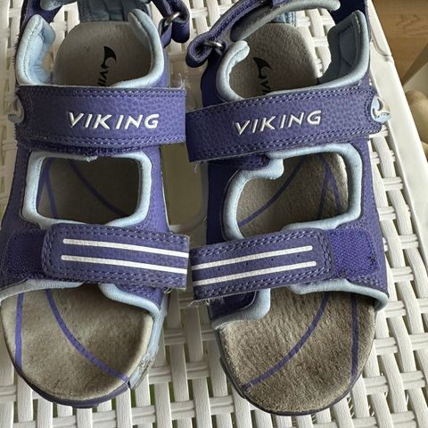 Viking sandaler str 33