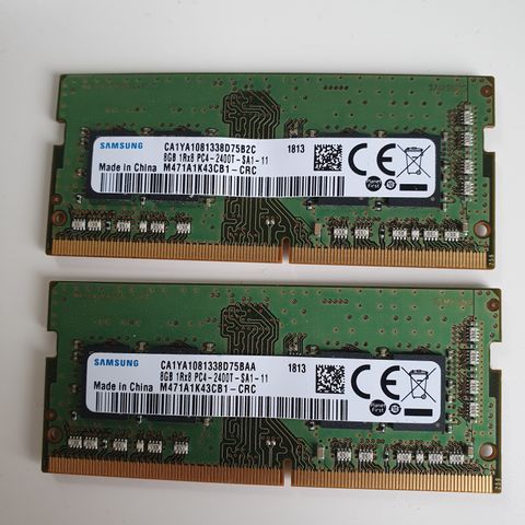 Samsung 8 GB + 8 GB DDR4 RAM 2400 MHz