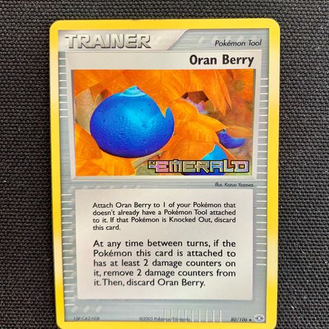 Oran Berry (Reverse Holo) stamped - Emerald