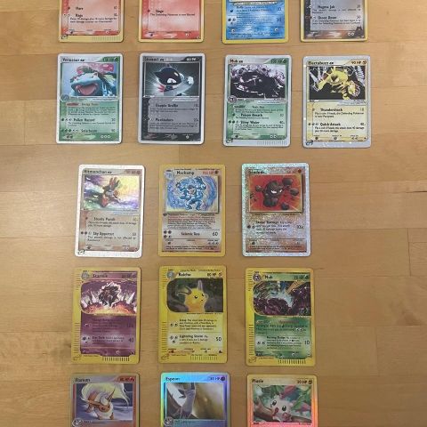 Samling på 600 Pokemon kort segles: Inkluderer 85 Holos og sjeldne kort!