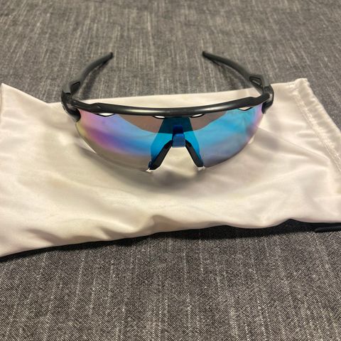 Oakley Radar EV Advancer