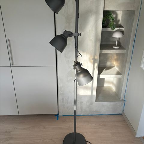 IKEA HEKTAR gulvlampe