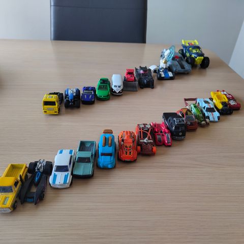 Lekebiler - hotwheels mm