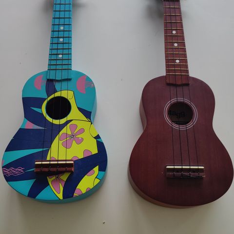 2stk Stagg Ukuleler