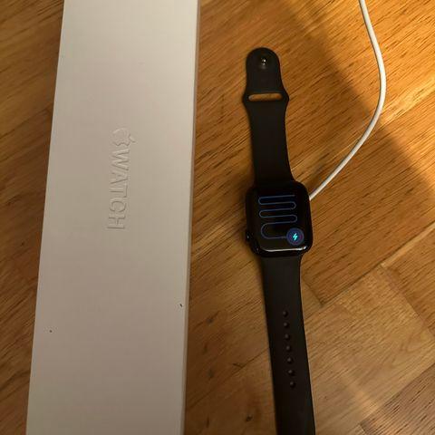 Apple watch 7 45mm