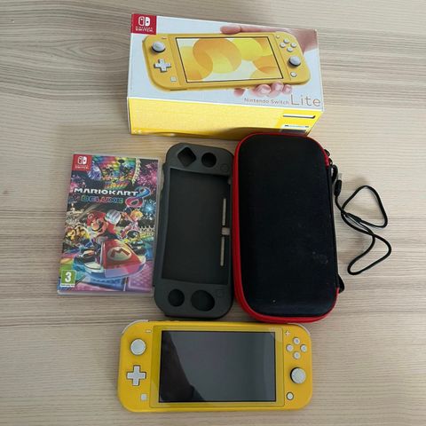 Nintendo Switch Lite - med spill, deksel og lader