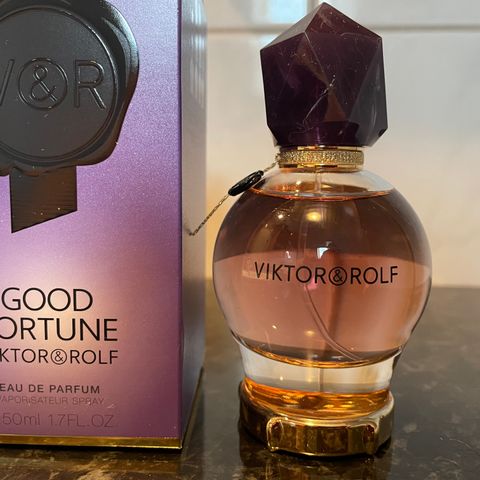 Parfyme fra Viktor & Rolf - Good Fortune EDP 50 ml til salgs!