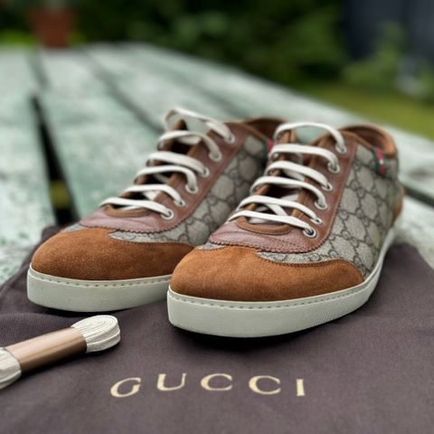 Gucci Brown GG Canvas and Leather Barcelona Low-Top Sneakers